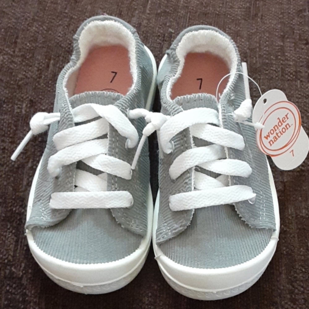 Casual sneaker/shoe